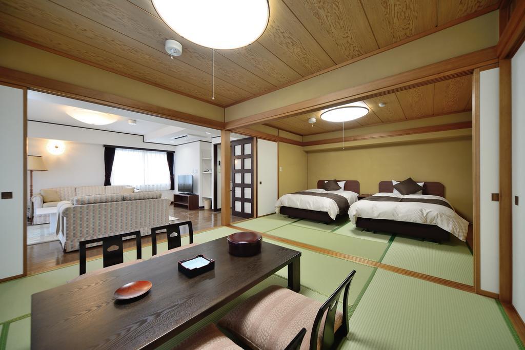 Hotel Showa Club Атамі Екстер'єр фото